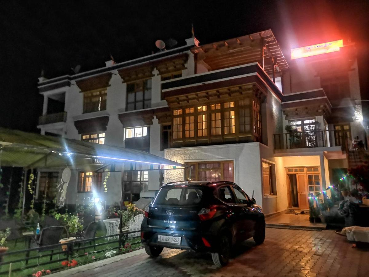 Gangs-Shun Homestay 列城 外观 照片